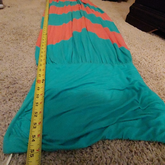 Chevron Maxi Dress - Picture 3 of 3